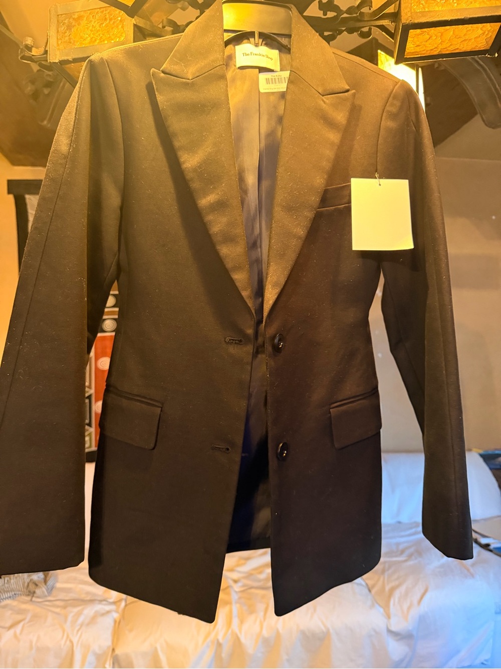 THE FRANKIE SHOP “THE RUBY” BLACK STRUCTURED BLAZER – XS/S